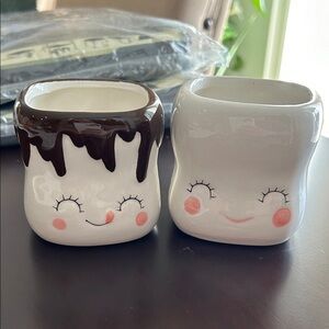 Ceramic marshmallow mugs